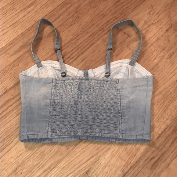 Abercrombie and Fitch crop top - Picture 2 of 3